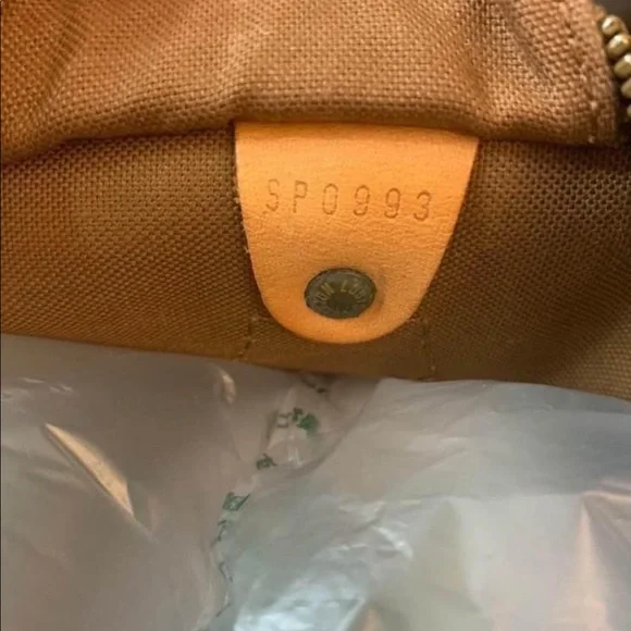 Vintage Louis Vuitton Speedy 30 - Picture 11 of 11